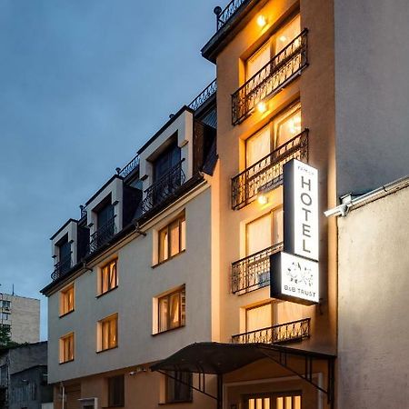 רוסה Family Hotel Anna מראה חיצוני תמונה