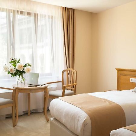 רוסה Family Hotel Anna מראה חיצוני תמונה