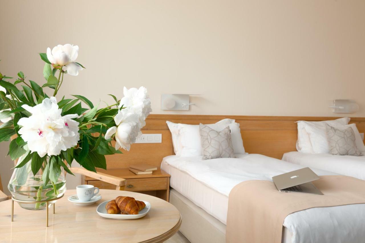רוסה Family Hotel Anna מראה חיצוני תמונה