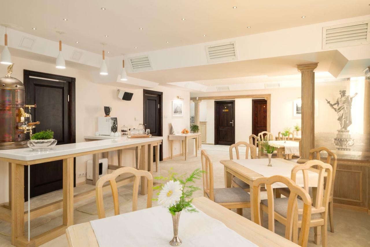 רוסה Family Hotel Anna מראה חיצוני תמונה